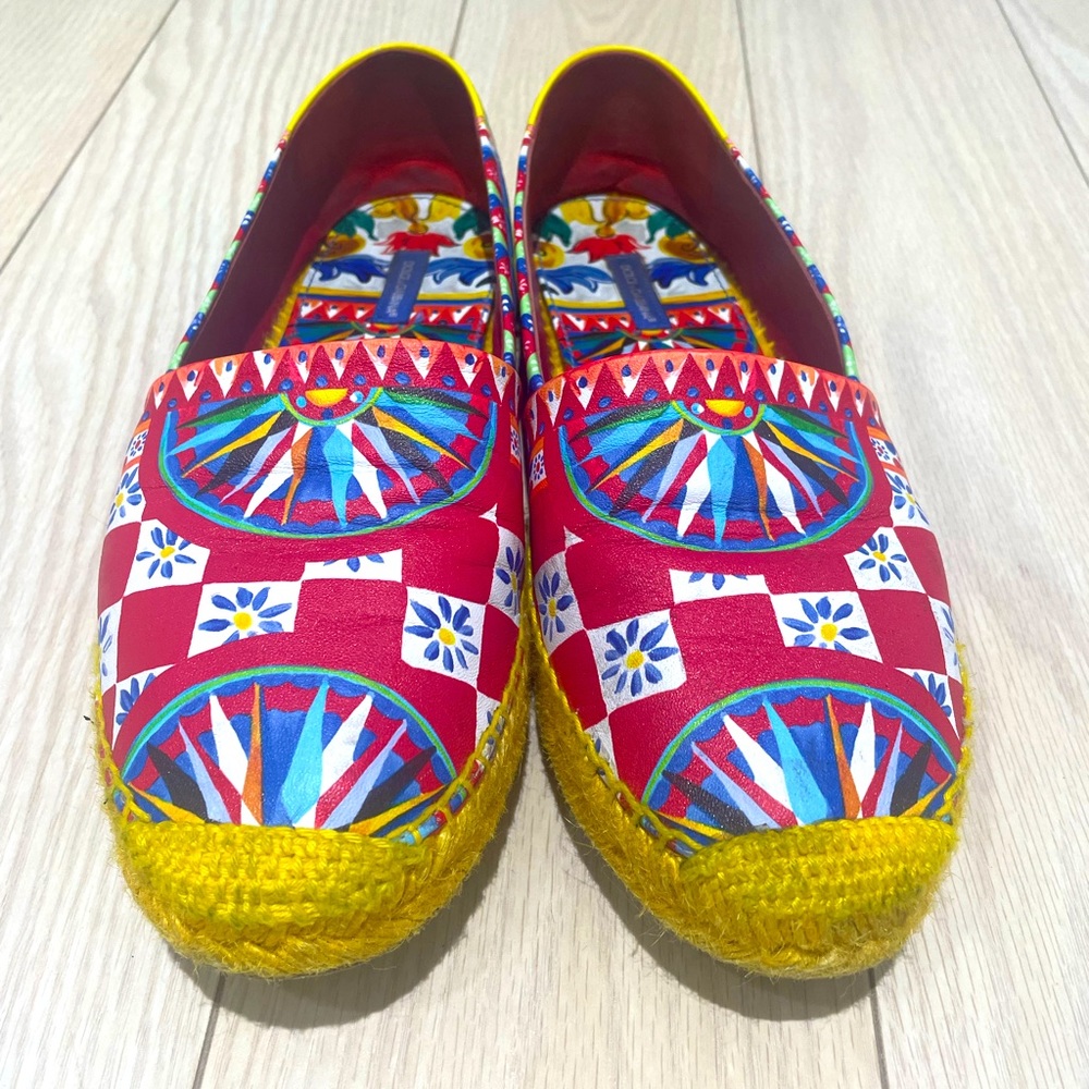Dolce Gabbana limited edition espadrilles in size 9